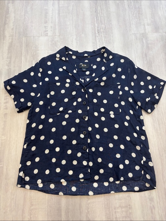 Anthropologie Tops - Maeve by Anthropologie Navy and White Polka Dot Button-Down Short Sleeve Shirt